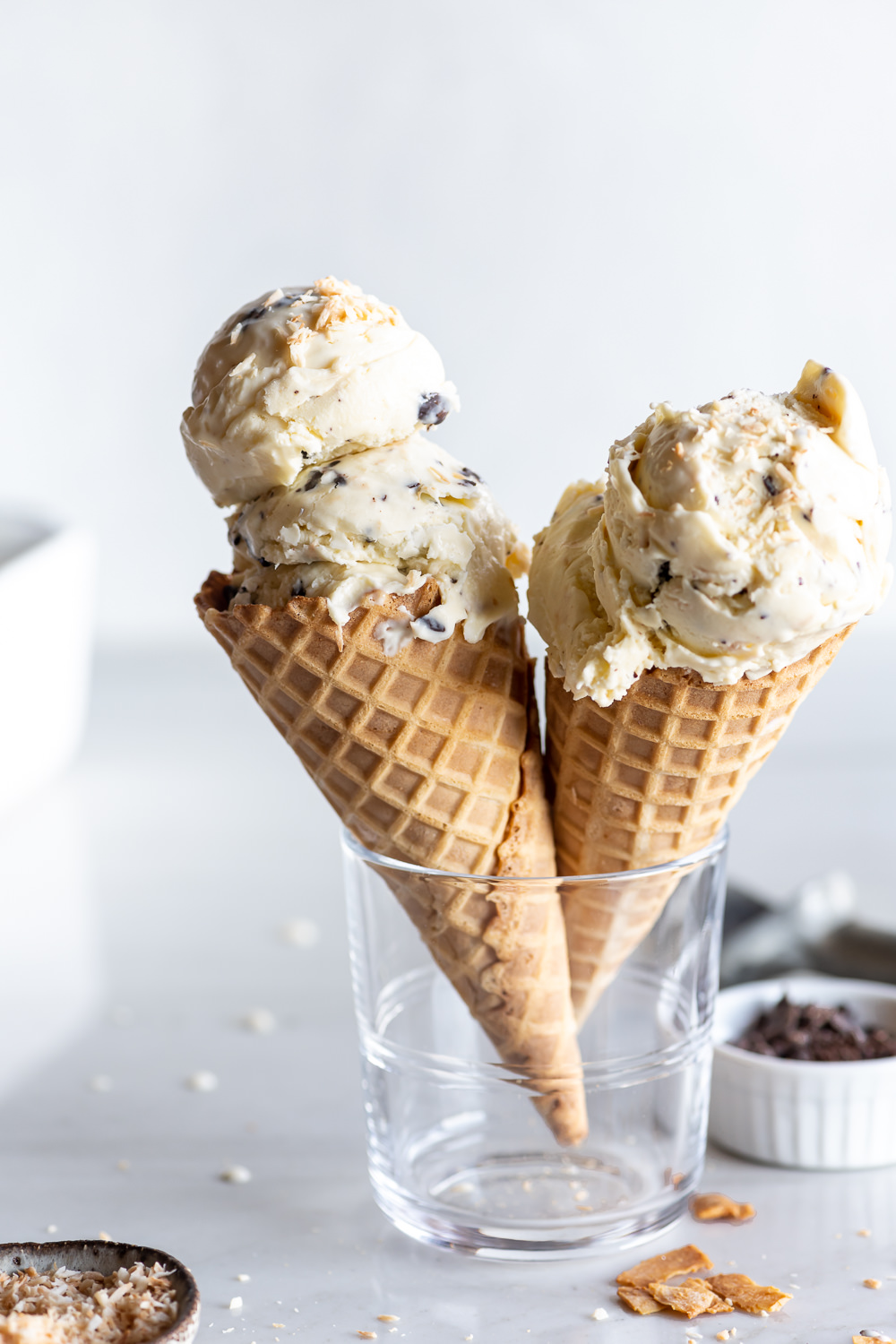 toasted coconut ice cream with dark chocolate | With Spice