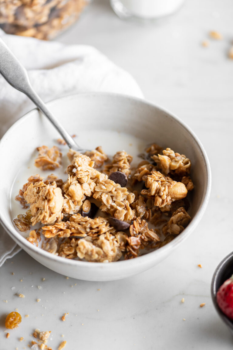 tahini granola with sesame, golden raisins and chocolate | With Spice