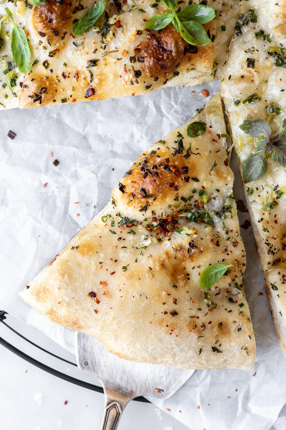 Buttery Garlic Pizza 