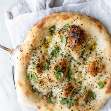 buttery garlic pizza | With Spice