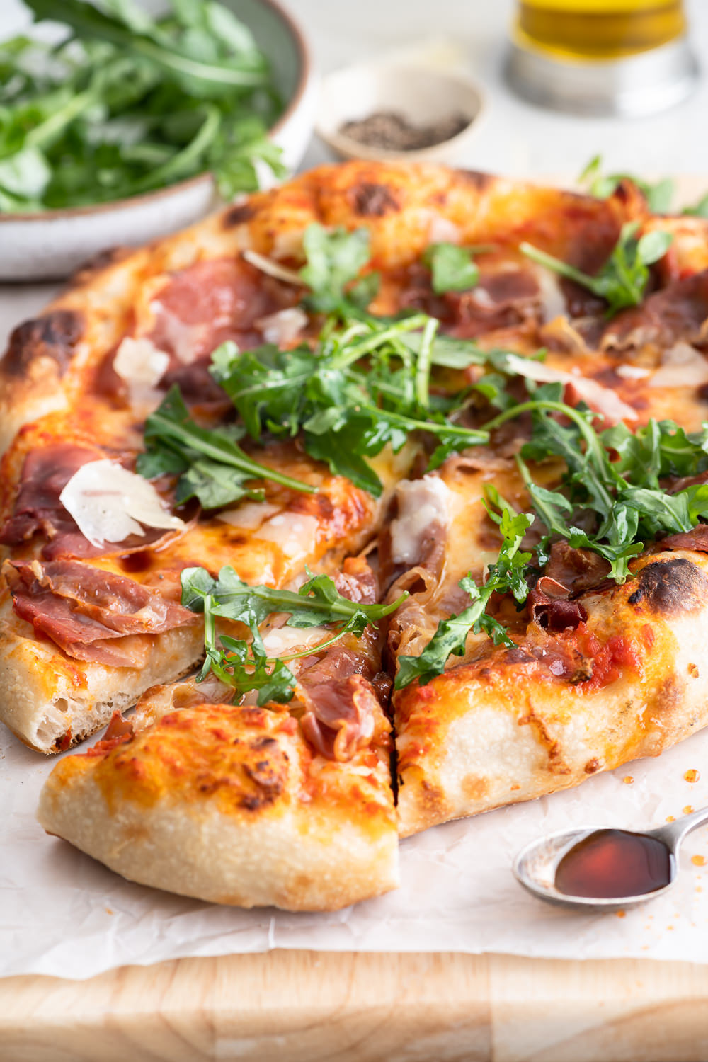 prosciutto pizza with arugula | With Spice