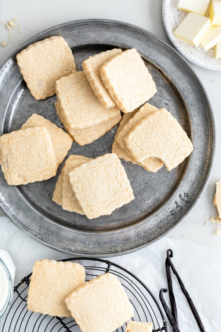 Brown Butter Shortbread | With Spice