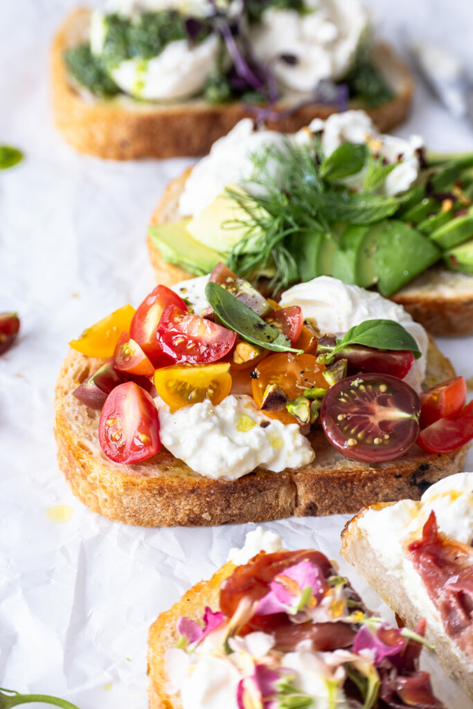 burrata toast recipe