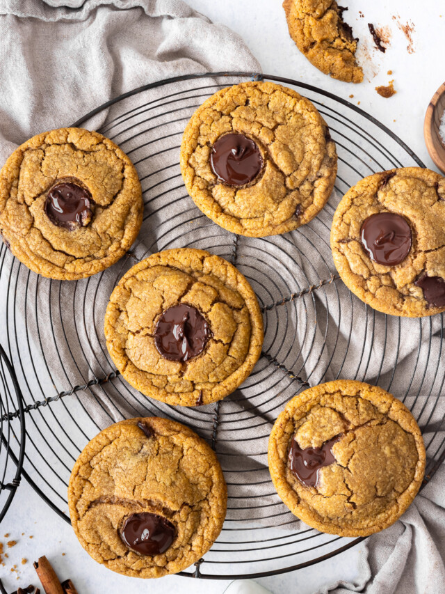 chocolate chop pumpkin cookies