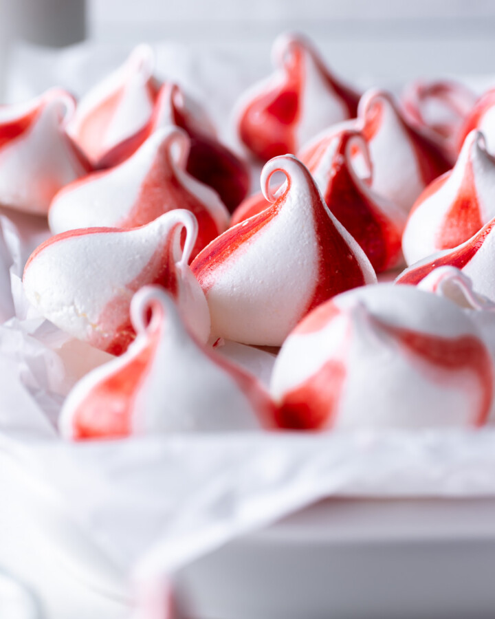 peppermint meringue cookies