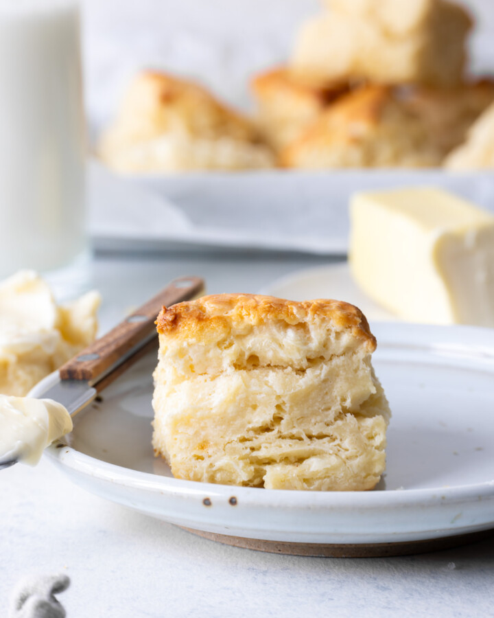 easy buttermilk biscuits